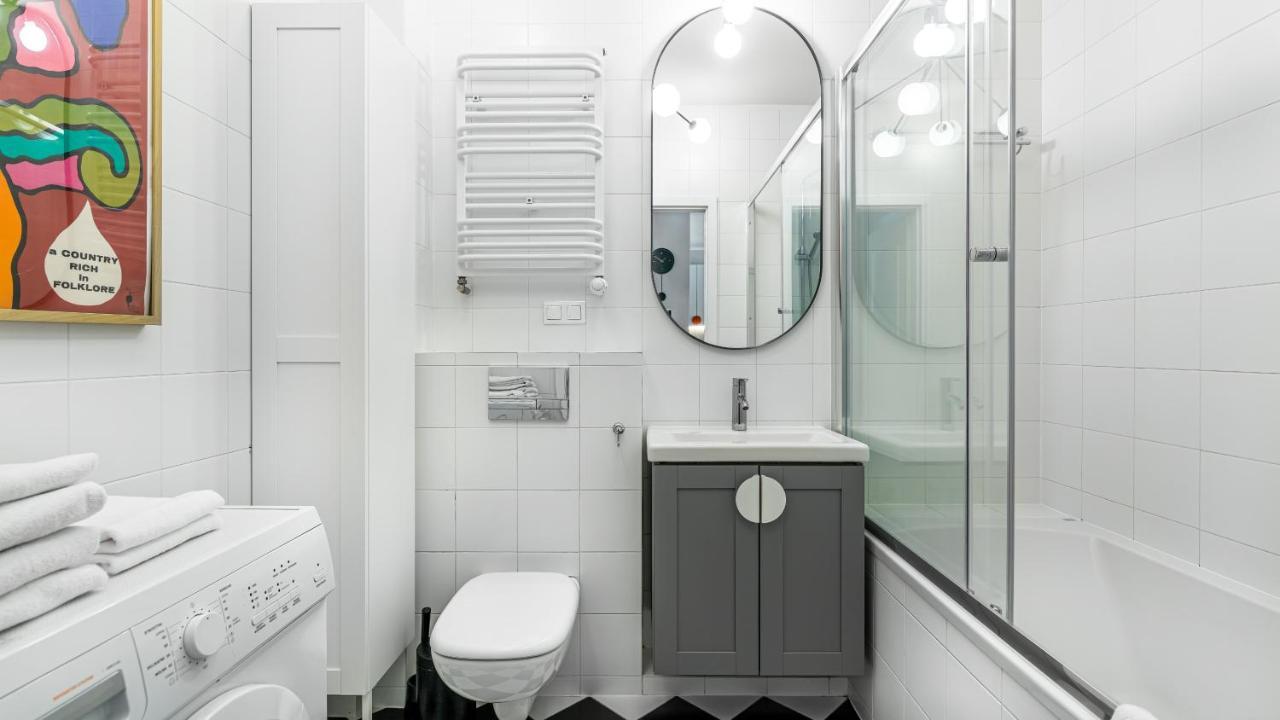 Waterlane W Oknami Na Rzeke - Marina View - Comfy Apartments Huoneisto *